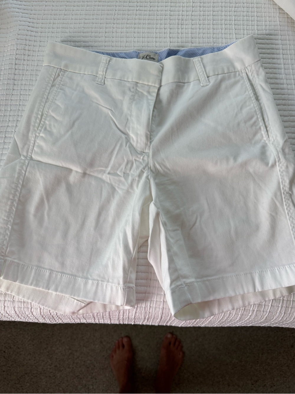 White cotton flat front short